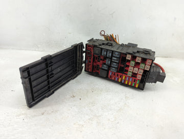 2000-2004 Ford F-150 Fusebox Fuse Box Panel Relay Module P/N:XL34-14A003-AC Fits Fits 2000 2001 2002 2003 2004 OEM Used Auto Parts