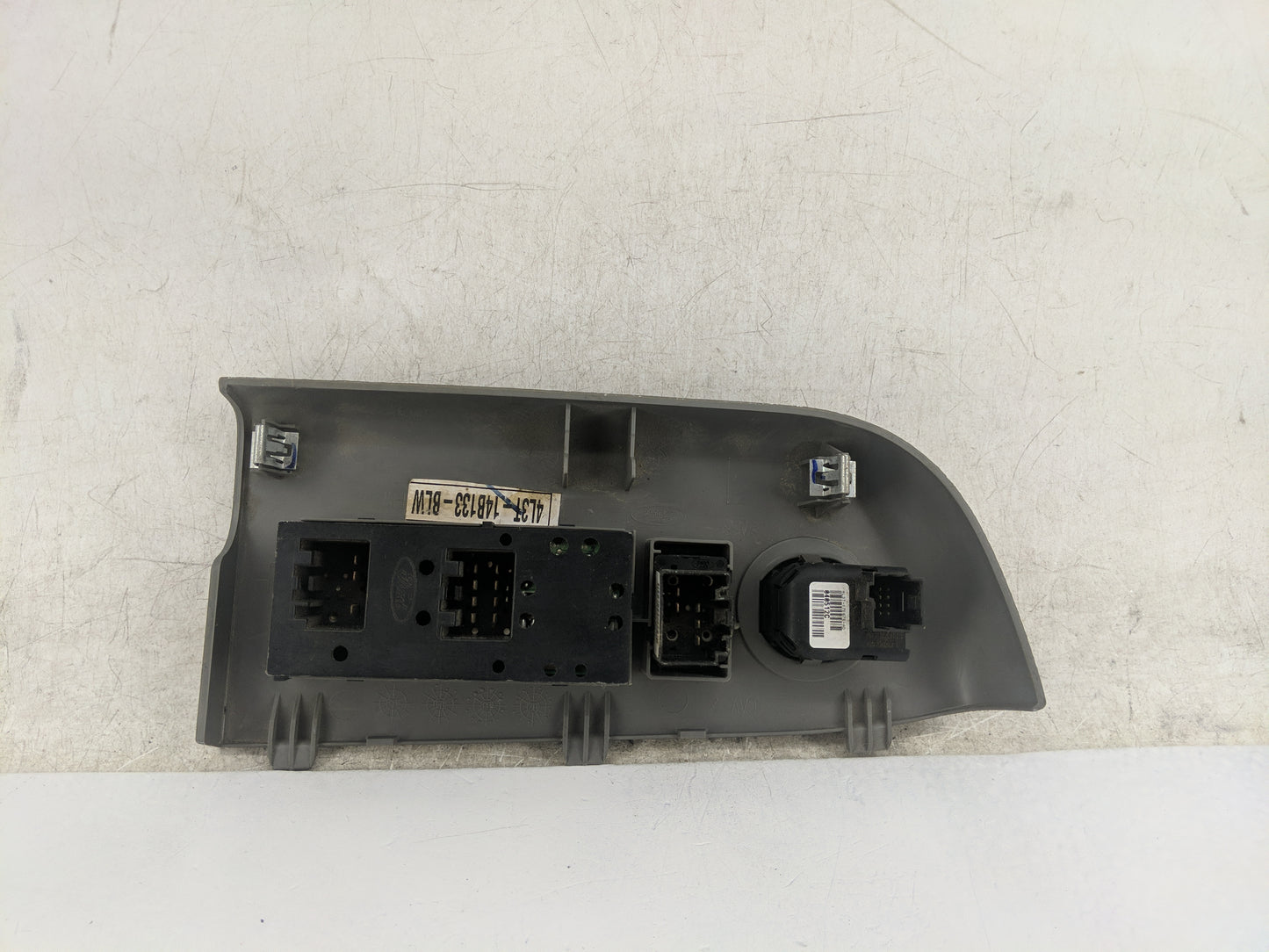 2002-2004 Ford F-150 Master Power Window Switch Replacement Driver Side Left P/N:XL34-14A564-ACW Fits OEM Used Auto Parts -