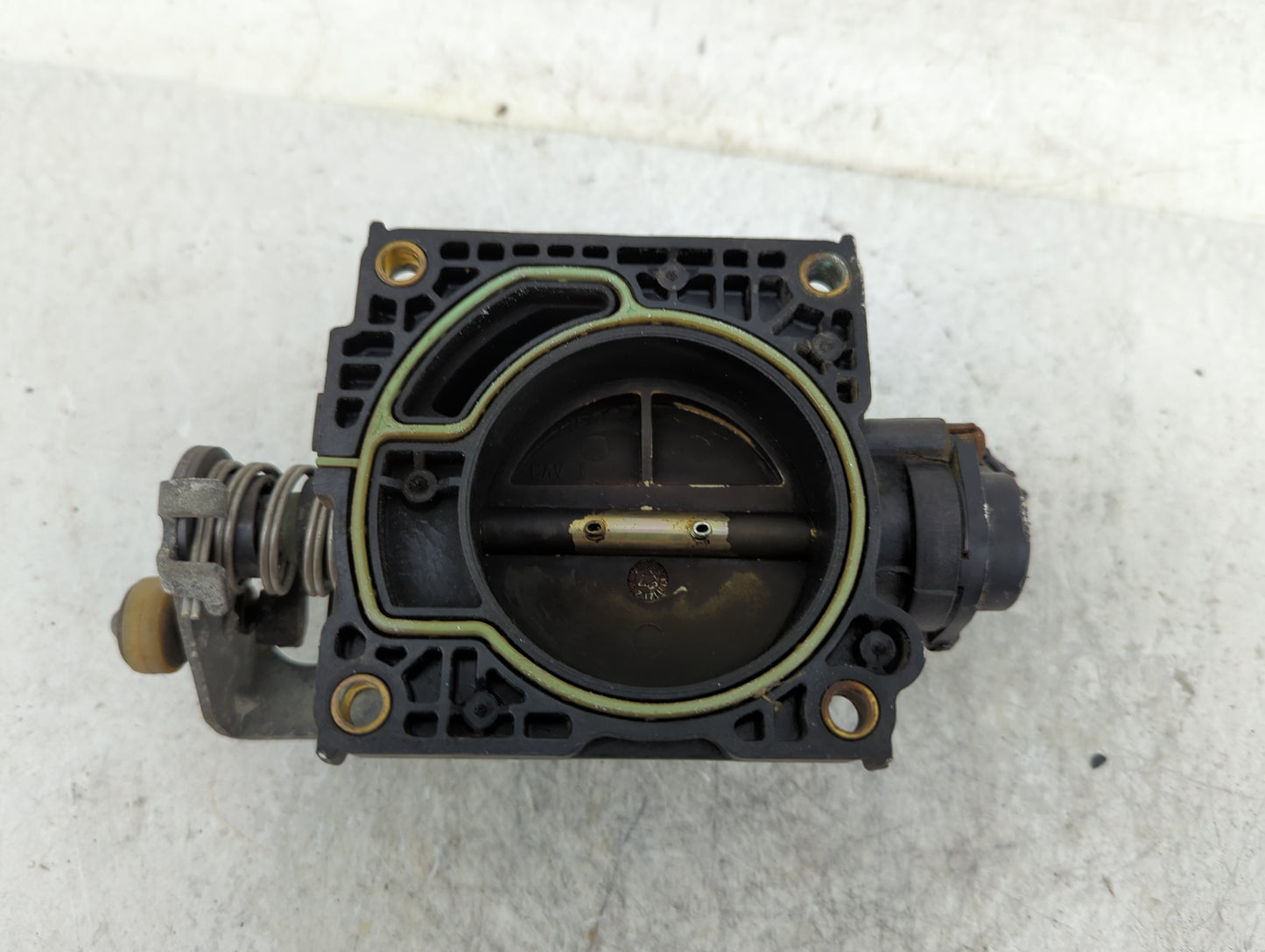 2002-2004 Ford Focus Throttle Body Fits Fits 2002 2003 2004 OEM Used Auto Parts - Oemusedautoparts1.com