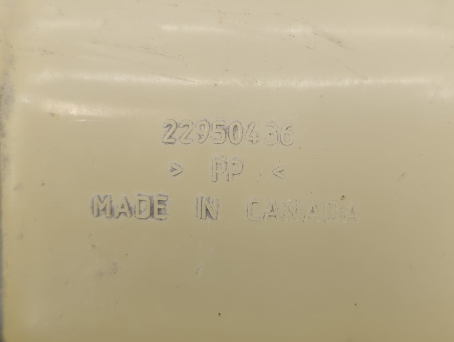 2000-2007 Ford Taurus Radiator Coolant Overflow Expansion Tank Bottle - Oemusedautoparts1.com