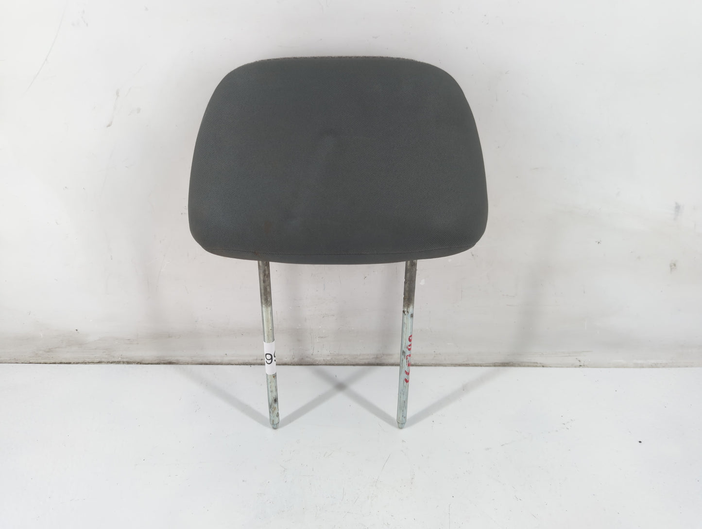 2001-2002 Ford Windstar Headrest Head Rest Front Driver Passenger Seat Fits Fits 2001 2002 OEM Used Auto Parts - Oemusedauto