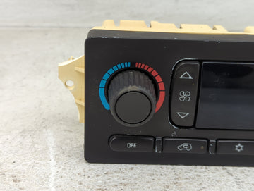 2002 Gmc Envoy Climate Control Module Temperature AC/Heater Replacement P/N:15079112 Fits OEM Used Auto Parts
