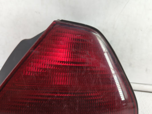2002 Honda Accord Tail Light Assembly Passenger Right OEM P/N:2VA 938 864 Fits Fits 1998 1999 2000 2001 OEM Used Auto Parts