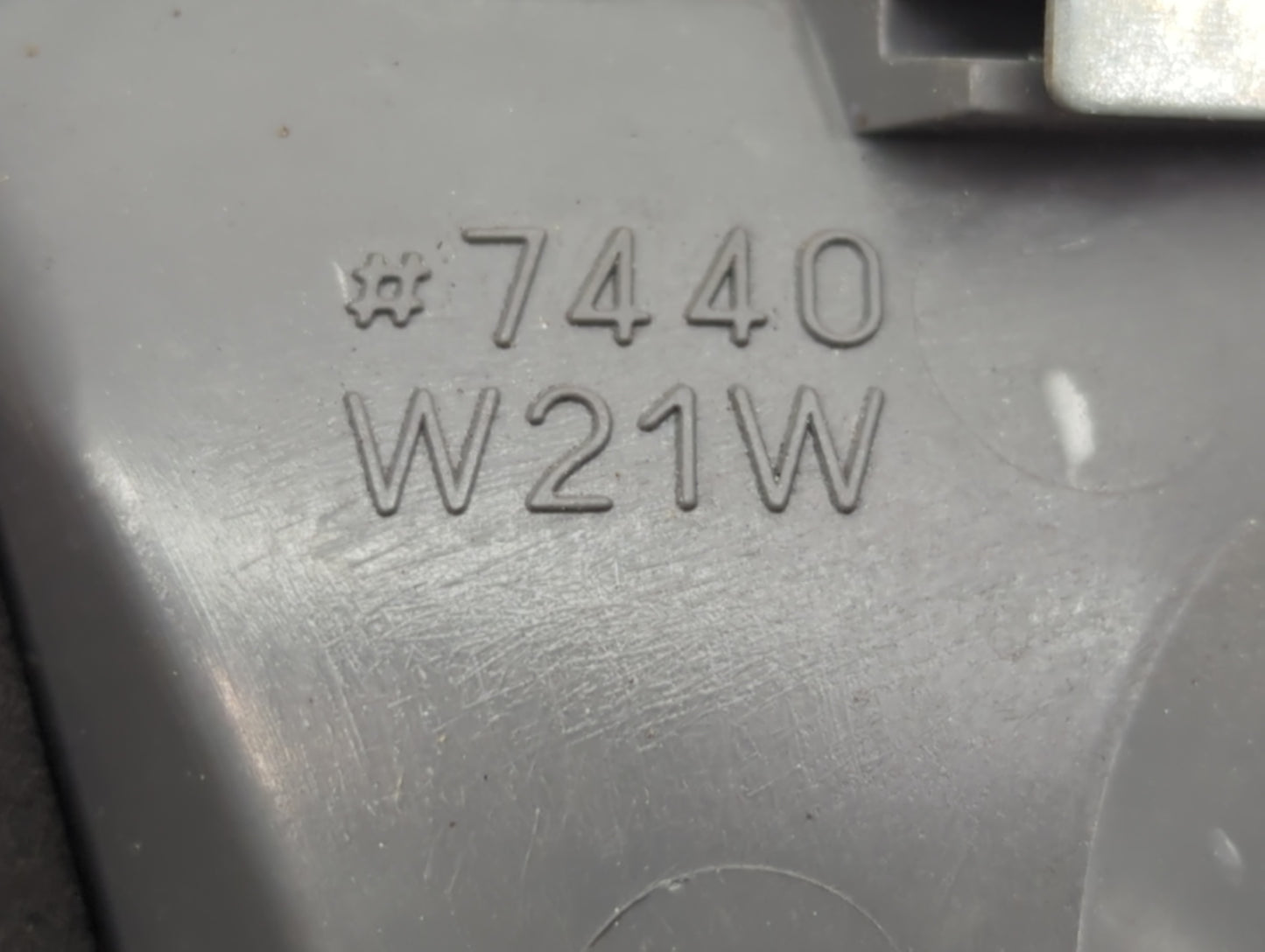 2001-2002 Honda Civic Tail Light Assembly Passenger Right OEM P/N:7440 W21W Fits Fits 2001 2002 OEM Used Auto Parts - Oemuse