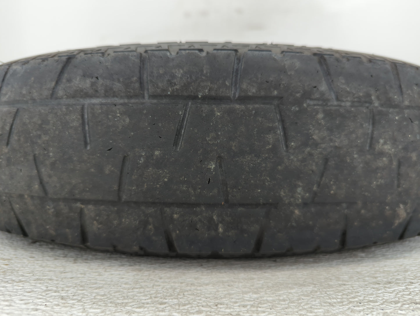 1992-2006 Hyundai Elantra Spare Donut Tire Wheel Rim Oem - Oemusedautoparts1.com