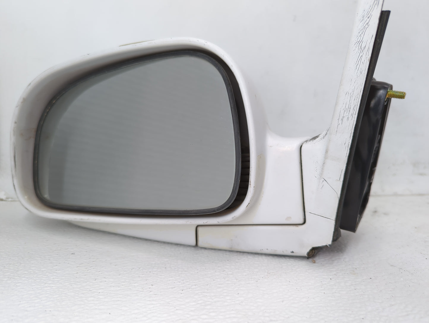 2001-2004 Hyundai Santa Fe Driver Side View Mirror - Left Door Mirror OEM Used - Oemusedautoparts1.com