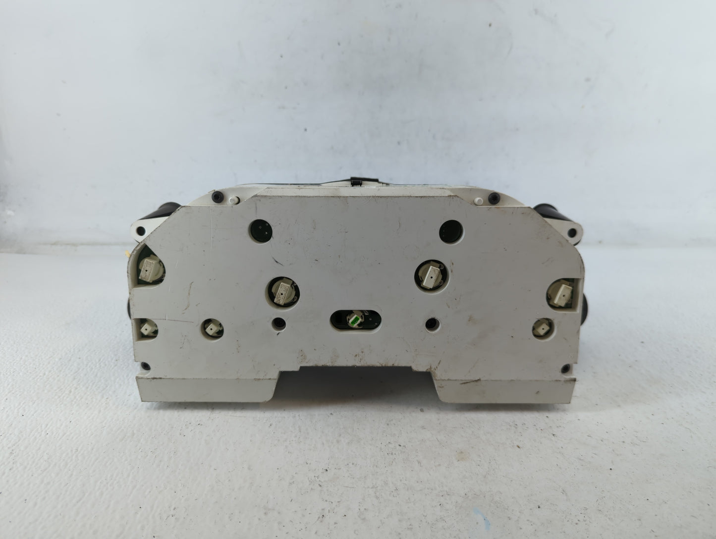 2001-2002 Jaguar Xj8 Instrument Cluster Speedometer Gauges Fits Fits 2001 2002 OEM Used Auto Parts - Oemusedautoparts1.com