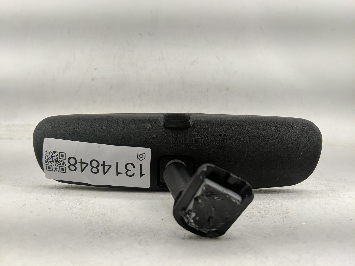 2002 Jeep Cherokee Interior Rear View Mirror Replacement OEM P/N:8011681 Fits OEM Used Auto Parts - Oemusedautoparts1.com