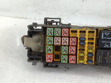 2000-2004 Jeep Grand Cherokee Fusebox Fuse Box Panel Relay Module Fits Fits 2000 2001 2002 2003 2004 OEM Used Auto Parts