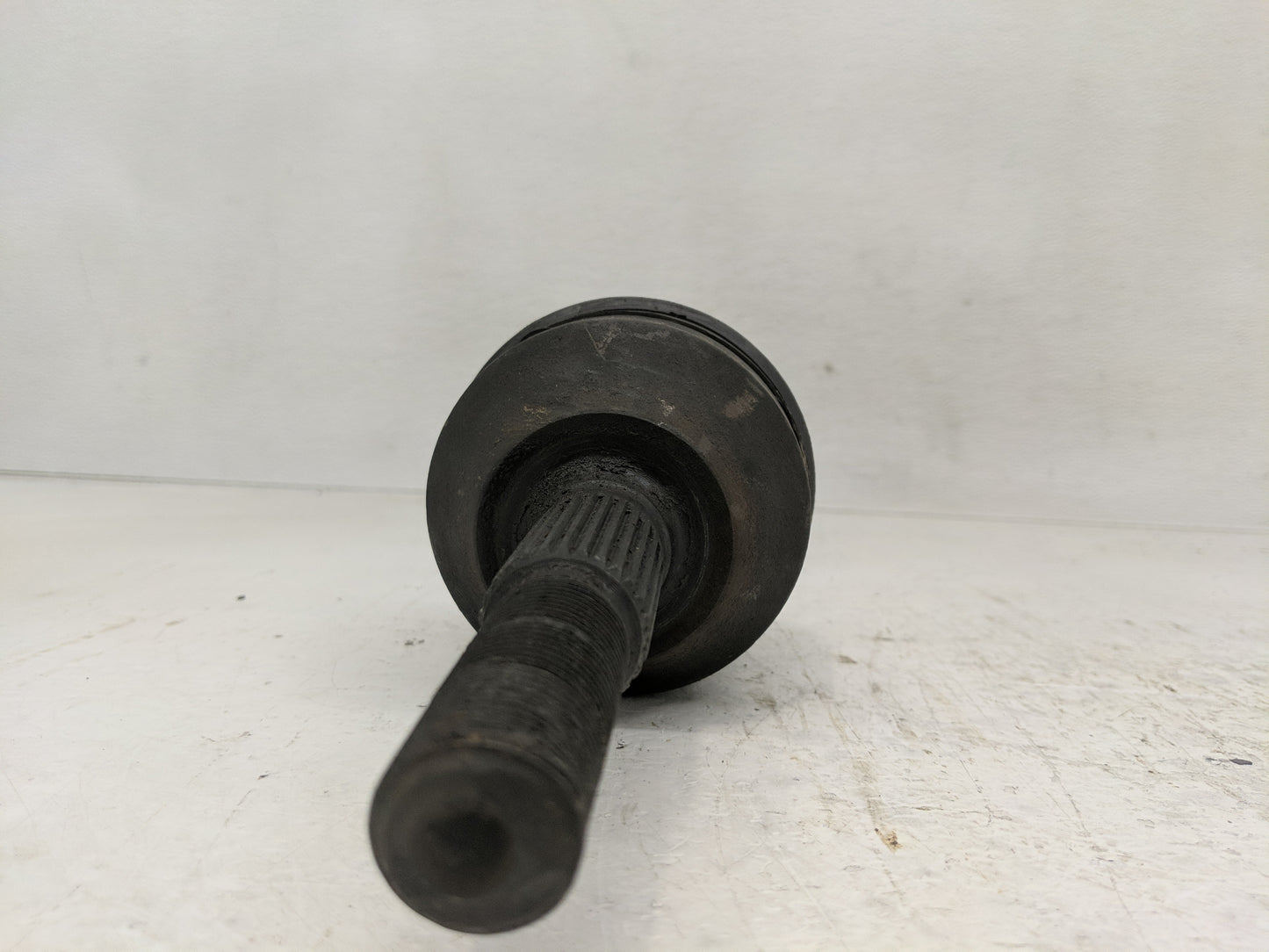 2002-2007 Jeep Liberty Axle Shaft Front Driver Cv C/v - Oemusedautoparts1.com