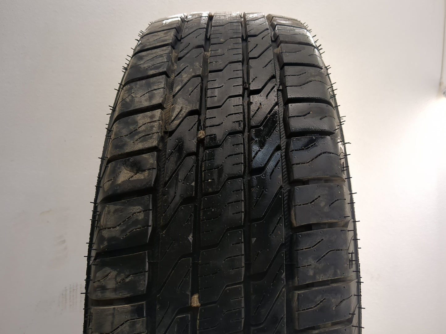 Used Tire 235/70R16 CORSA HIGHWAY TERRAIN PLUS 106T - Tread Depth 12/32 - Oemusedautoparts1.com