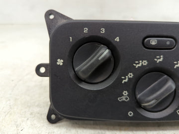 2002-2003 Jeep Liberty Climate Control Module Temperature AC/Heater Replacement P/N:55037533AD Fits Fits 2002 2003 OEM Used Auto Parts