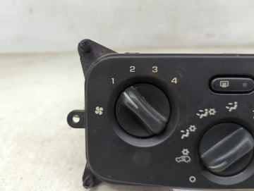 2002-2003 Jeep Liberty Climate Control Module Temperature AC/Heater Replacement P/N:P55037533AC Fits Fits 2002 2003 OEM Used Auto Parts