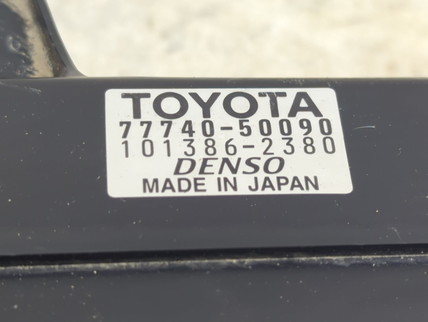 2002 Lexus Ls430 Fuel Vapor Charcoal Canister - Oemusedautoparts1.com