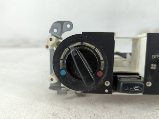 2000-2004 Mitsubishi Montero Sport Climate Control Module Temperature AC/Heater Replacement P/N:MR460759 Fits OEM Used Auto Parts