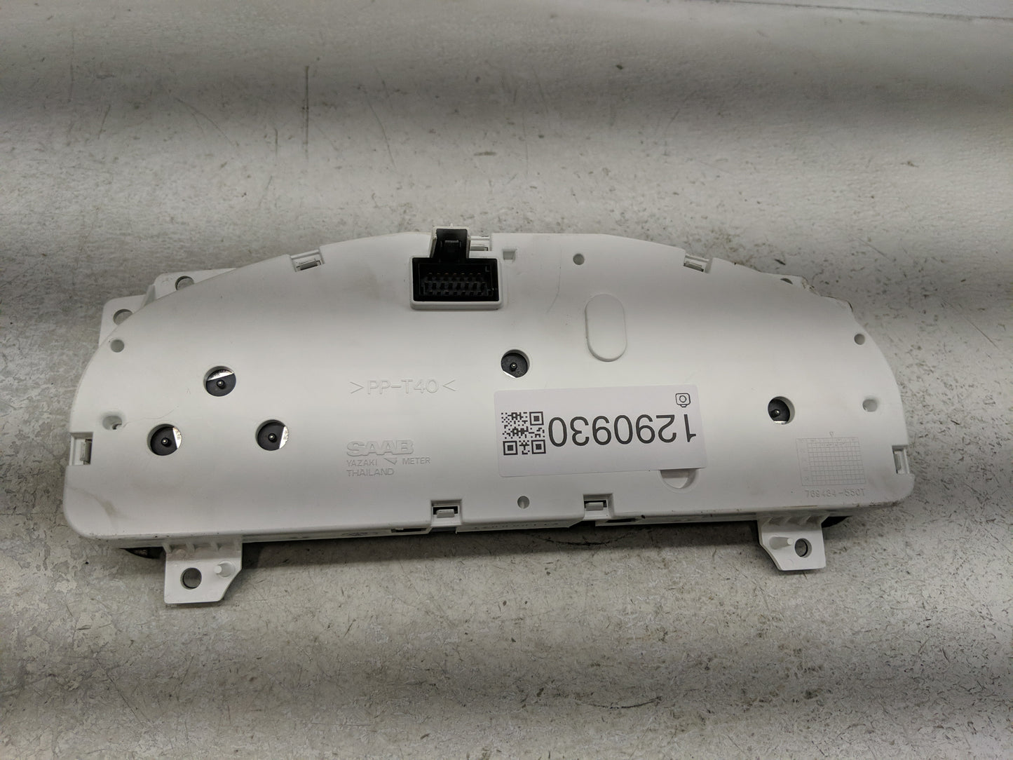 2002 Saab 9-5 Instrument Cluster Speedometer Gauges P/N:69295-108T 53 73 238 Fits OEM Used Auto Parts - Oemusedautoparts1.co