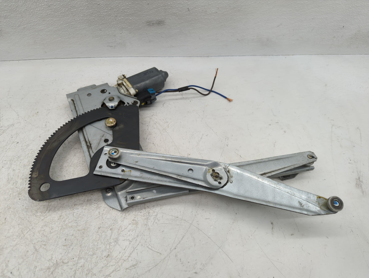 Saturn Ls Used Window Regulator Passenger Front - Oemusedautoparts1.com