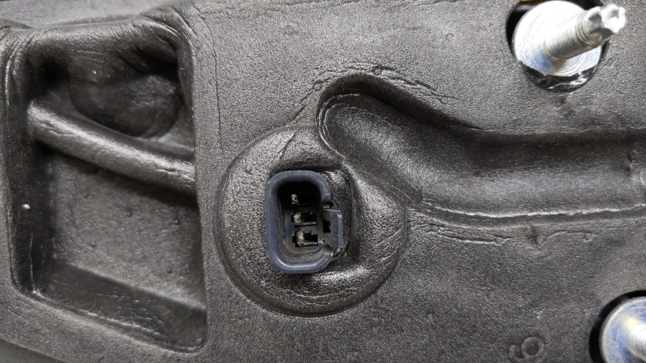 2002 Saturn Vue Passenger Side View Mirror - Right Door Mirror OEM Used - Oemusedautoparts1.com