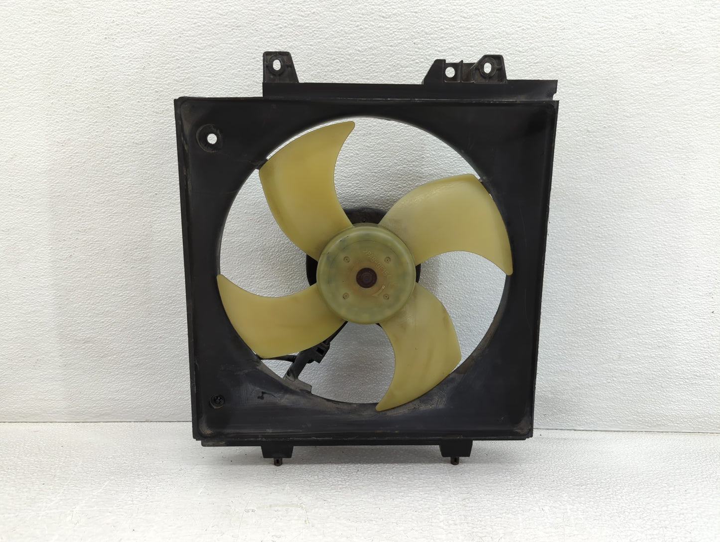 Subaru Outback Left Radiator Fan Motor Assembly - Oemusedautoparts1.com