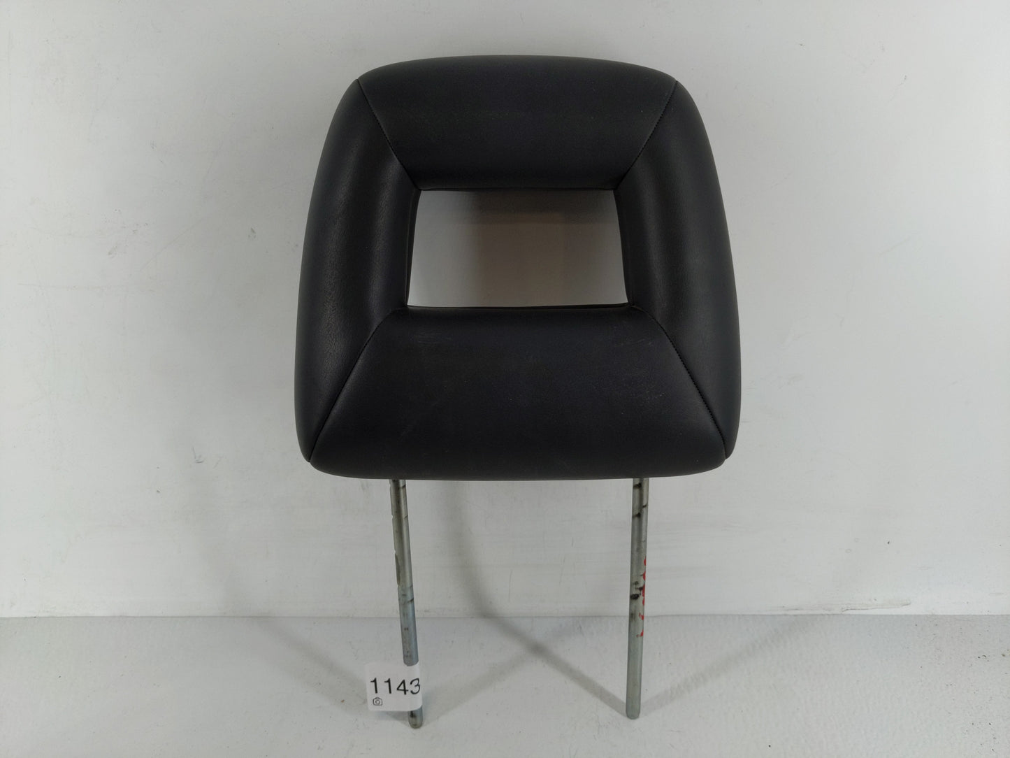 2002 Suzuki Xl-7 Headrest Head Rest Rear Seat Fits OEM Used Auto Parts - Oemusedautoparts1.com