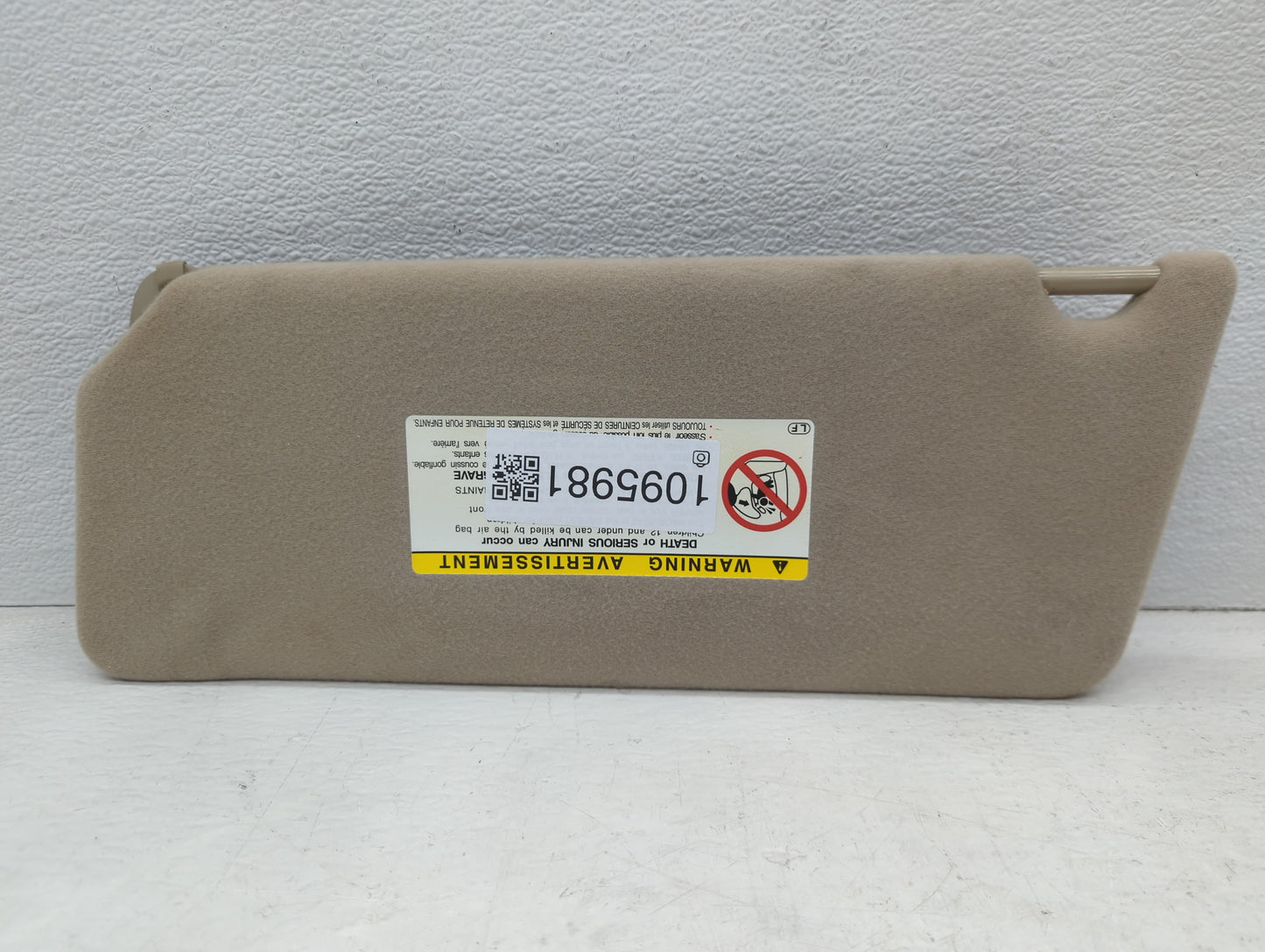 2002-2006 Toyota Camry Sun Visor Shade Replacement Passenger Right Mirror Fits Fits 2002 2003 2004 2005 2006 OEM Used Auto P