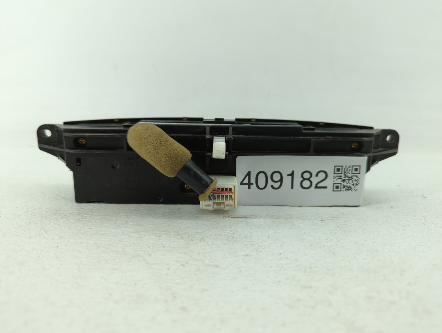 2002 Toyota Camry Digitial Dash Clock P/N:83910-33120 83910-06070, 83910-33060 Fits OEM Used Auto Parts - Oemusedautoparts1.