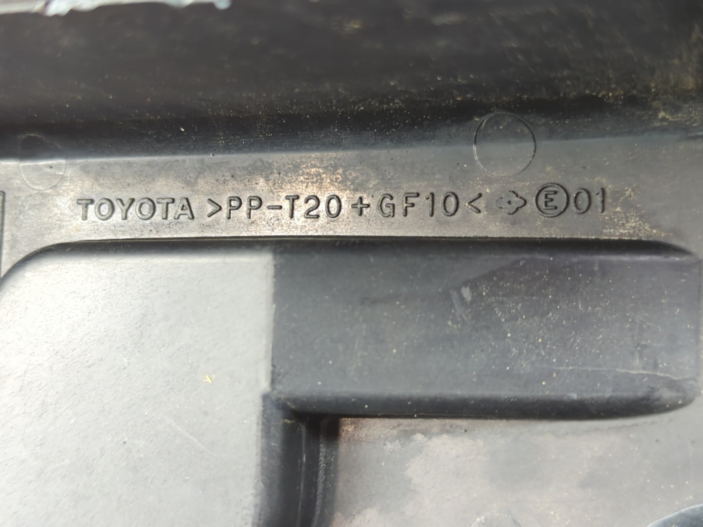 2000-2002 Toyota Celica Fusebox Fuse Box Panel Relay Module Fits Fits 2000 2001 2002 OEM Used Auto Parts - Oemusedautoparts1