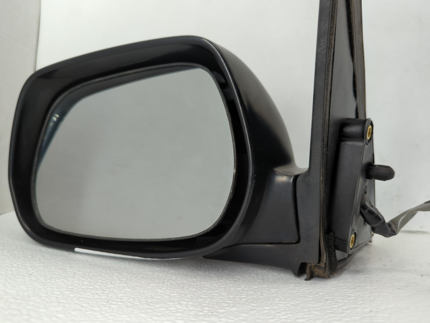 2001-2003 Toyota Rav4 Driver Side View Mirror - Left Door Mirror OEM Used - Oemusedautoparts1.com