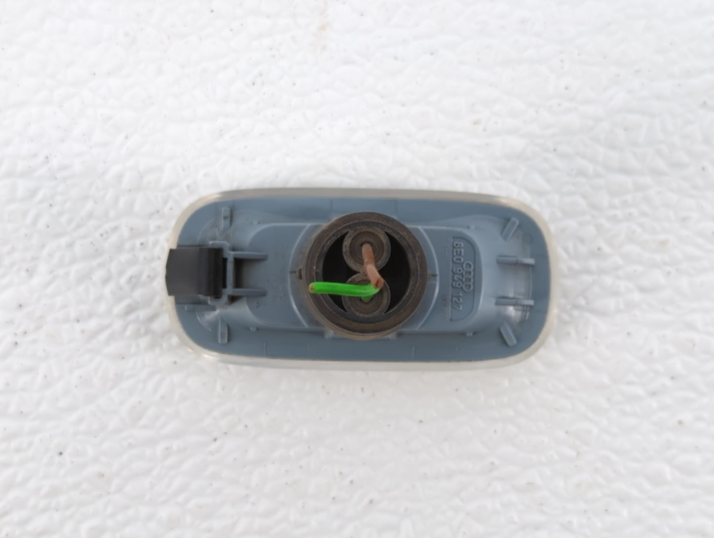 2002-2008 Audi A4 Driver Left Oem Front Light Lamp - Oemusedautoparts1.com