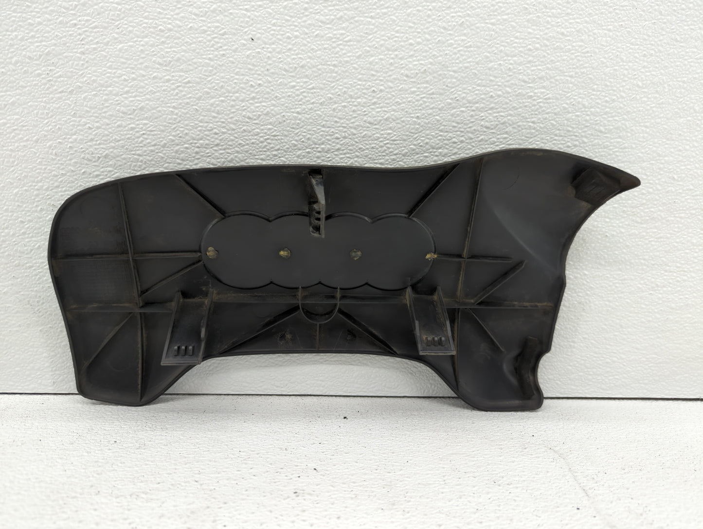 2003 Audi A4 Engine Cover - Oemusedautoparts1.com