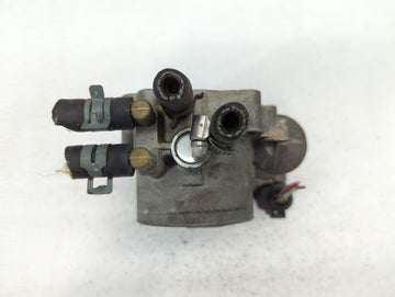 2000-2006 Audi A4 Throttle Body P/N:78 133 062 B Fits Fits 2000 2001 2002 2003 2004 2005 2006 OEM Used Auto Parts
