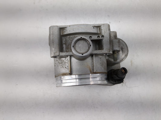 2002-2005 Bmw 325i Throttle Body P/N:1354 7 515 196-04 Fits Fits 2002 2003 2004 2005 OEM Used Auto Parts