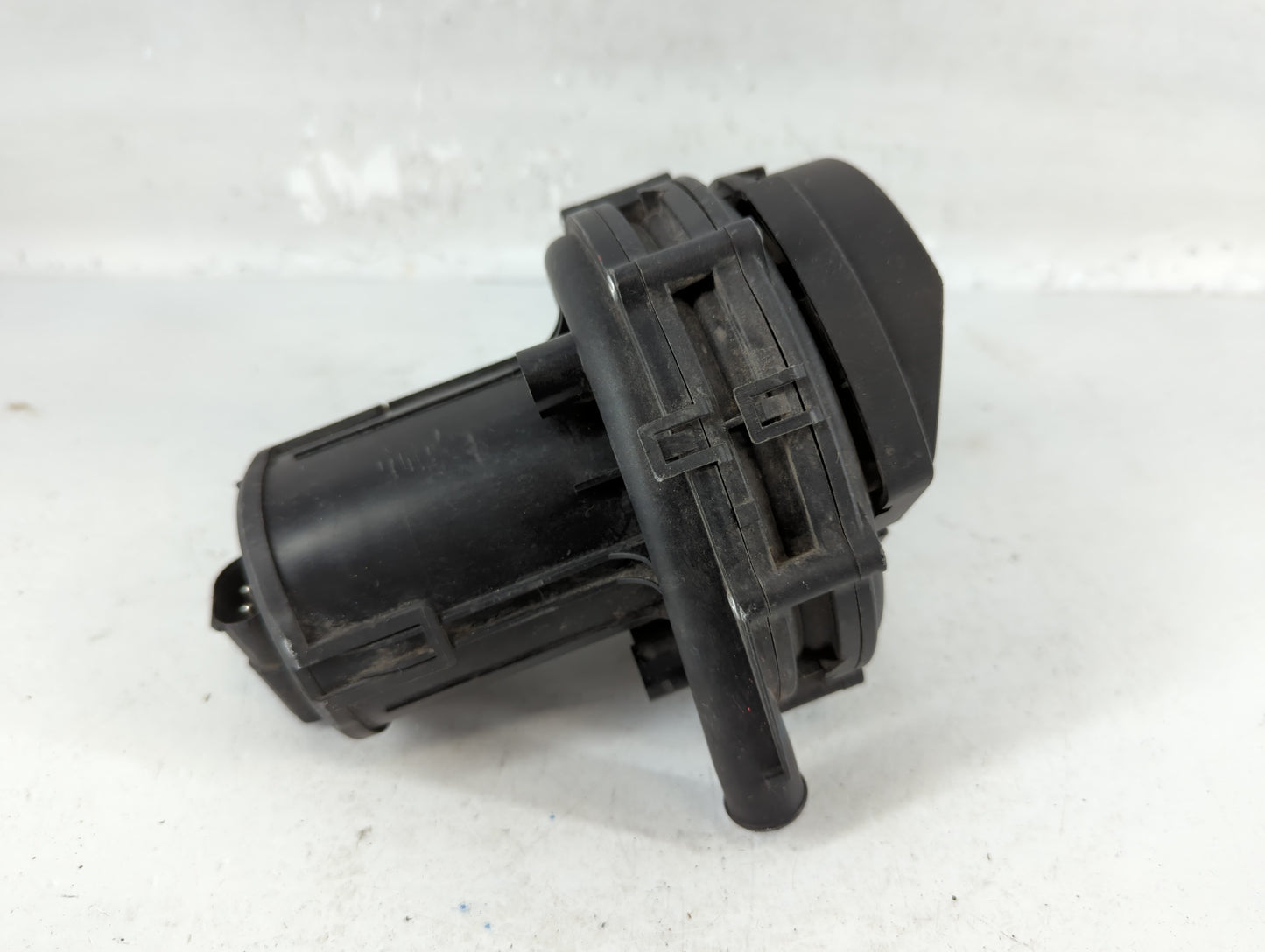 2001-2005 Bmw 325i Air Injection Pump Smog - Oemusedautoparts1.com