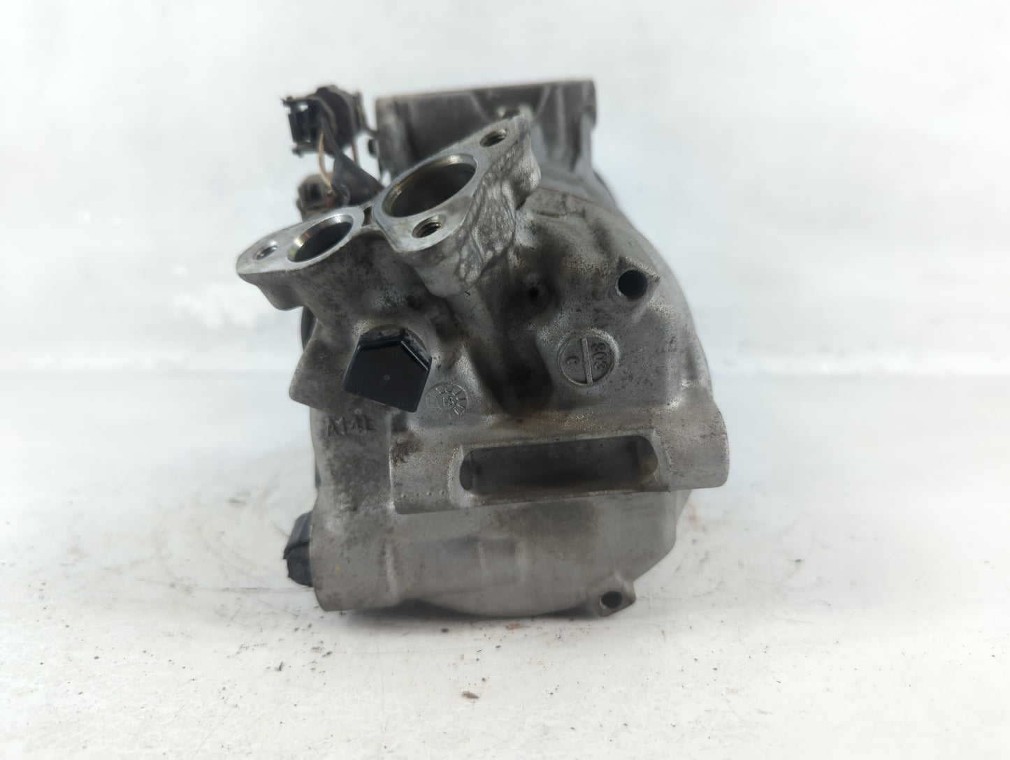 2001-2003 Bmw 530i Air Conditioning A/c Ac Compressor Oem - Oemusedautoparts1.com