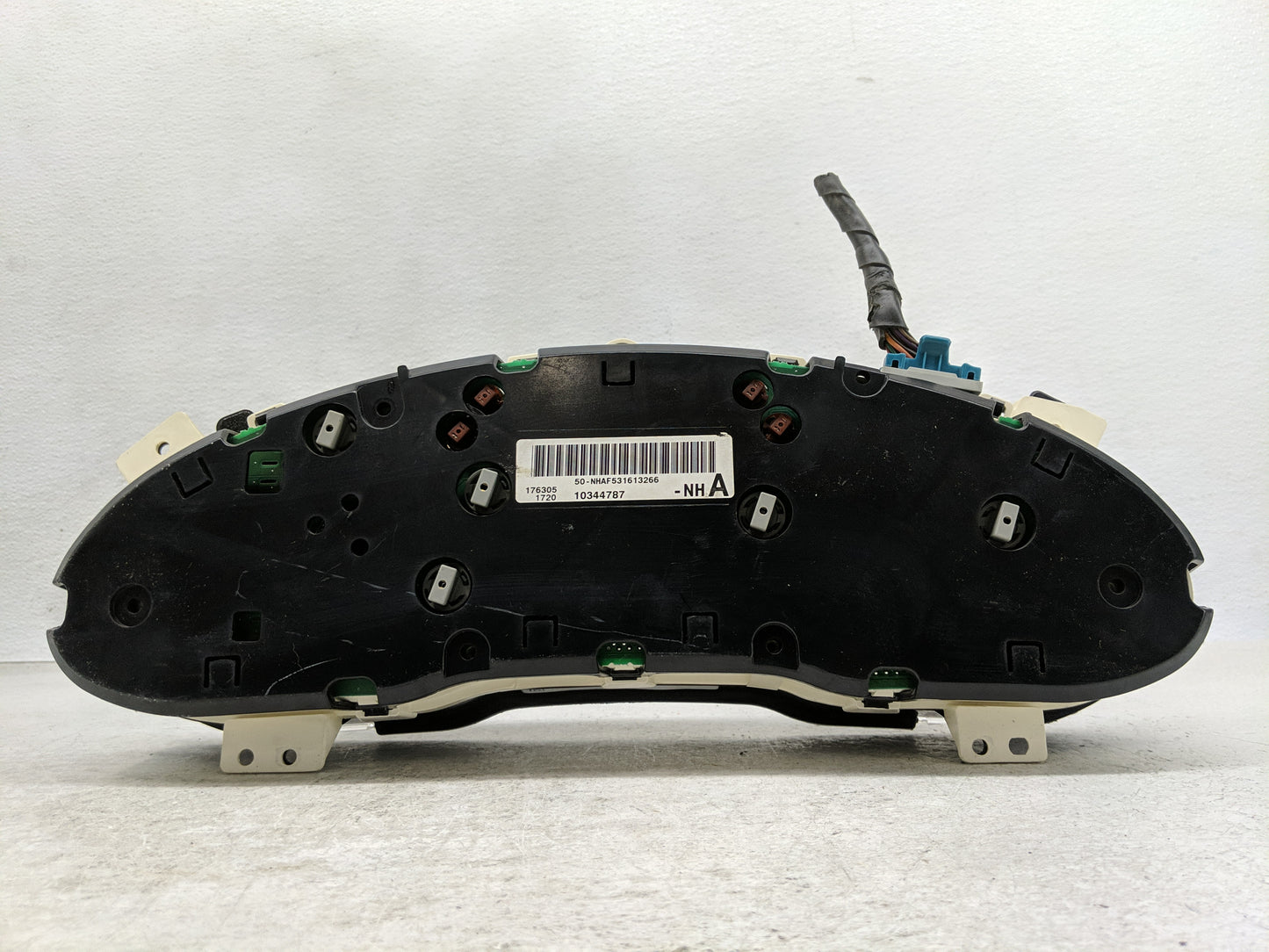 2003-2005 Buick Century Instrument Cluster Speedometer Gauges P/N:10344787 Fits Fits 2003 2004 2005 OEM Used Auto Parts - Oe