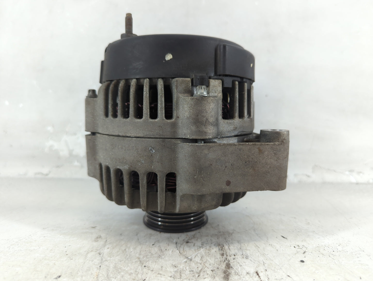 2003-2004 Buick Lesabre Alternator Replacement Generator Charging Assembly Engine OEM Fits Fits 2003 2004 OEM Used Auto Part