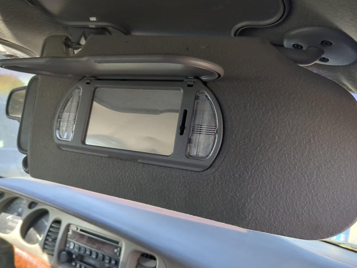 2000-2005 Buick Lesabre Sun Visor Shade Replacement Passenger Right Mirror Fits Fits 2000 2001 2002 2003 2004 2005 OEM Used