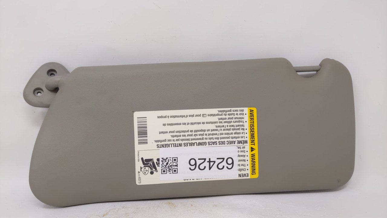 2003 Cadillac Cts Sun Visor Shade Replacement Passenger Right Mirror Fits OEM Used Auto Parts - Oemusedautoparts1.com