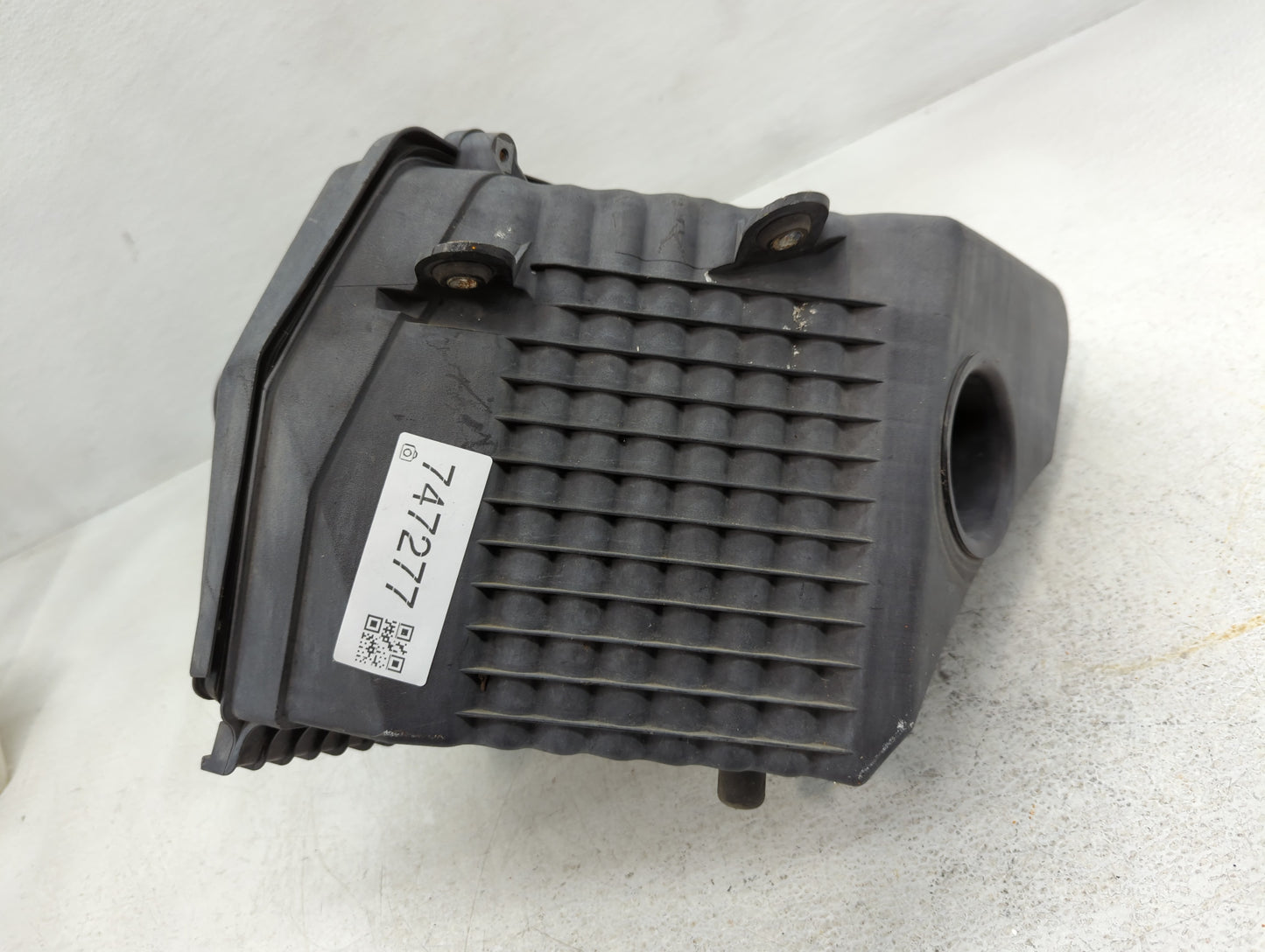 2003-2004 Cadillac Cts Air Cleaner Intake-duct Hose Tube - Oemusedautoparts1.com
