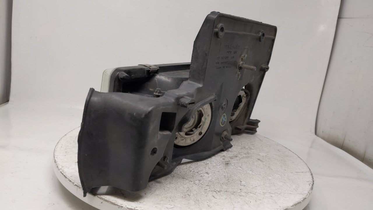 2003 Chevrolet Astro Driver Left Oem Head Light Lamp R8s40b23 - Oemusedautoparts1.com