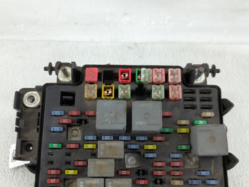2003 Chevrolet Avalanche Fusebox Fuse Box Panel Relay Module P/N:15201930-02 Fits OEM Used Auto Parts