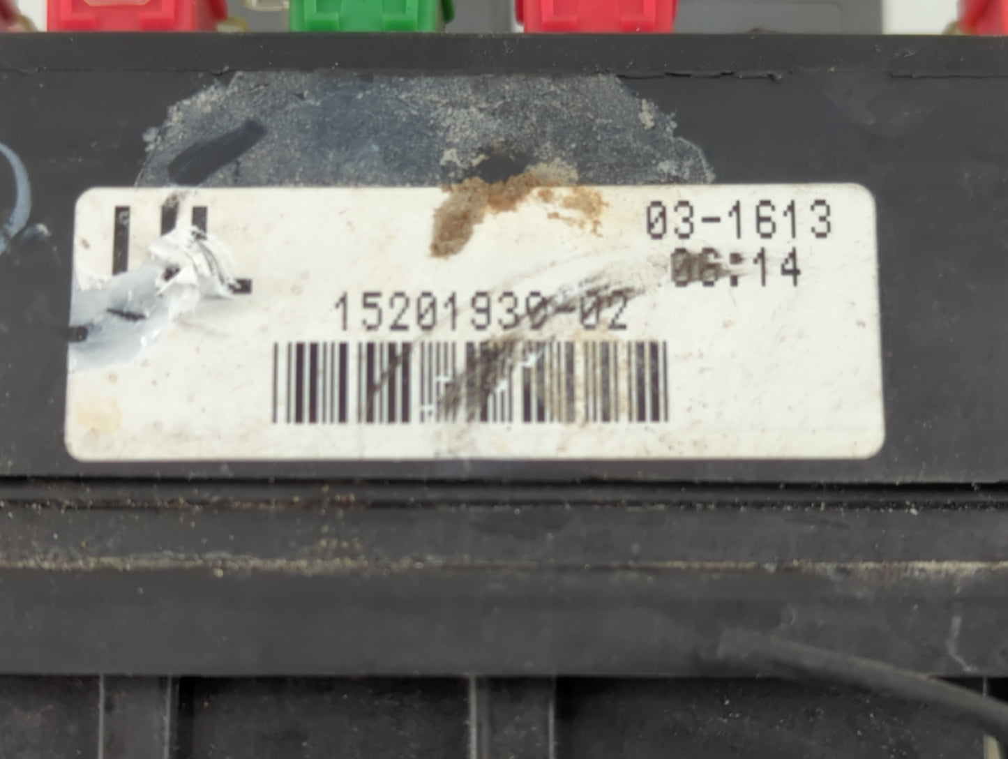 2003 Chevrolet Avalanche Fusebox Fuse Box Panel Relay Module P/N:15201930-02 Fits OEM Used Auto Parts - Oemusedautoparts1.co