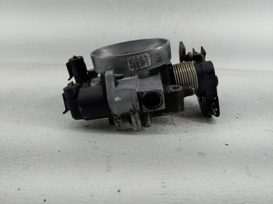 2001-2003 Chevrolet Malibu Throttle Body P/N:17201054 Fits Fits 2001 2002 2003 2004 2005 OEM Used Auto Parts