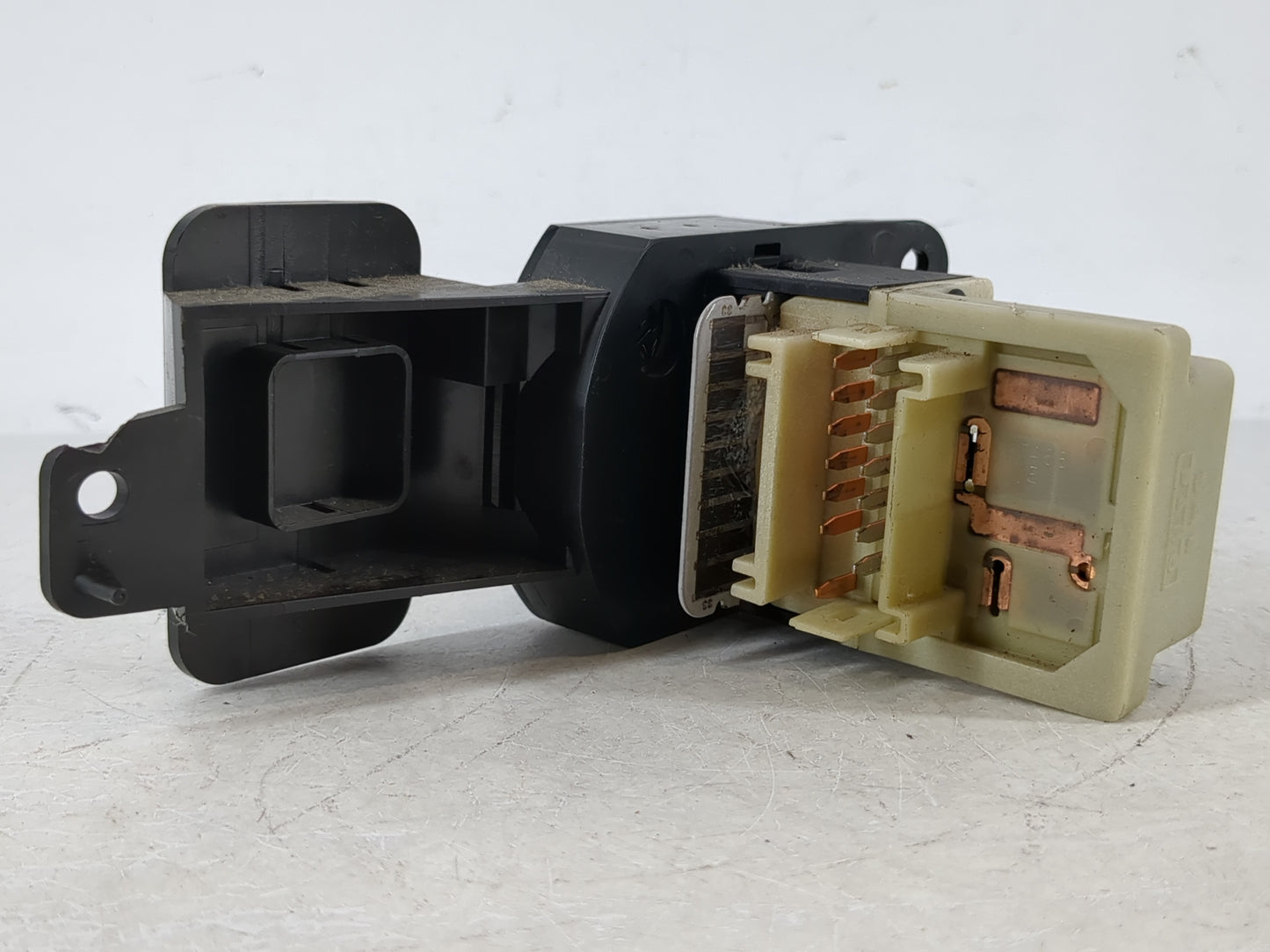 2003 Chevrolet Monte Carlo Headlight Head Light Switch Lamp Control - Oemusedautoparts1.com