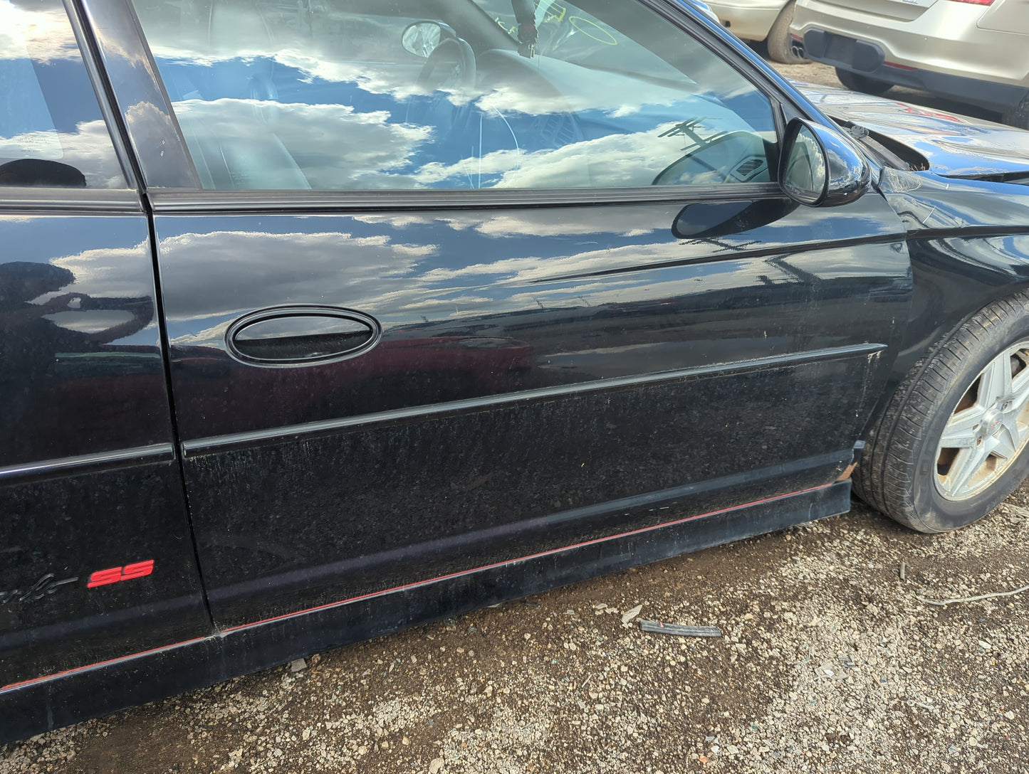 2000-2007 Chevrolet Monte Carlo Passenger Front Door Oem - Oemusedautoparts1.com