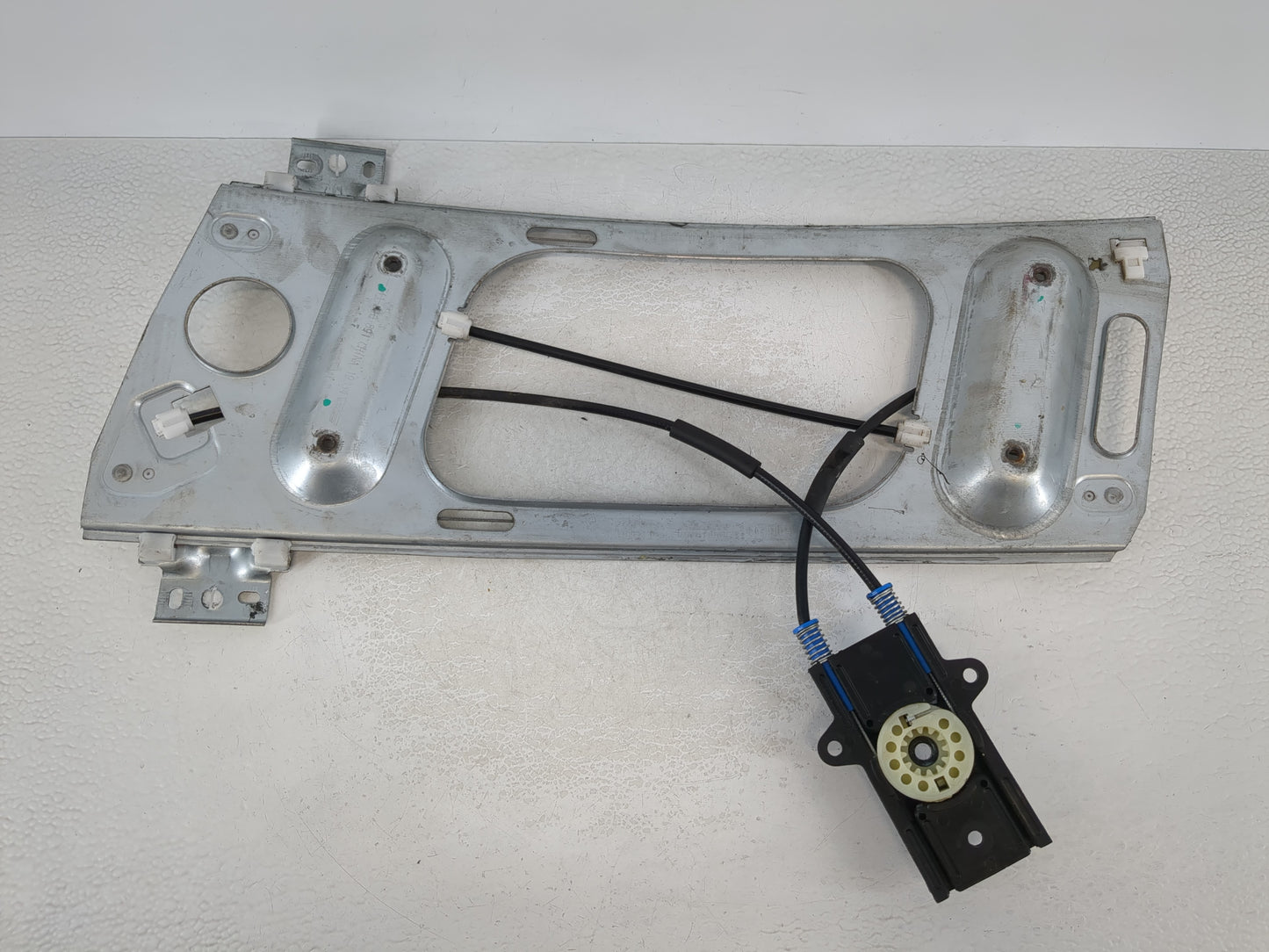 2000-2007 Chevrolet Monte Carlo Window Regulator Passenger Front - Oemusedautoparts1.com