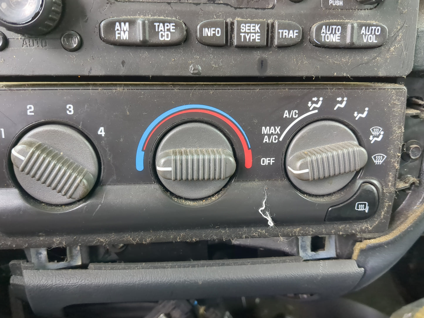 2003 Chevrolet S10 Climate Control Module Temperature AC/Heater Replacement Fits Fits 1999 2000 2001 2002 2004 2005 OEM Used