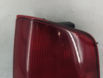 2003 Chevrolet S10 Tail Light Assembly Passenger Right OEM P/N:16516094 Fits OEM Used Auto Parts