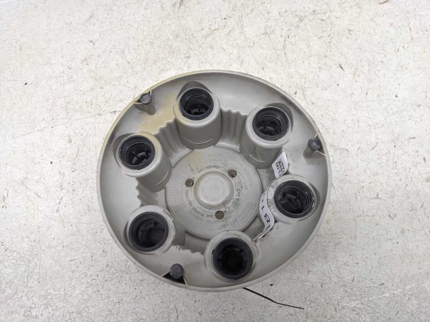 2003 Chevrolet Silverado 1500 Rim Wheel Center Cap Silver - Oemusedautoparts1.com