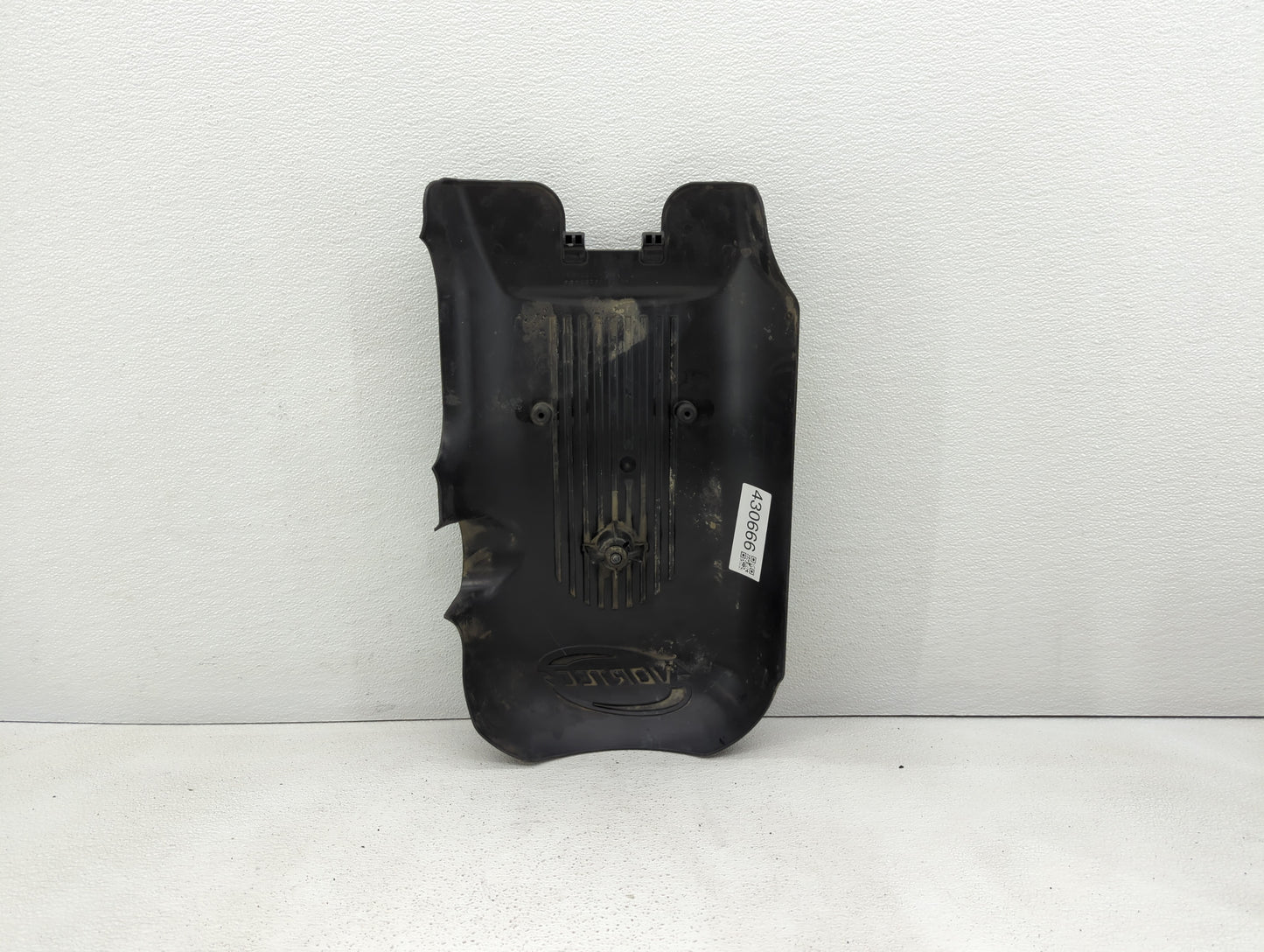 2003 Chevrolet Silverado 1500 Engine Cover - Oemusedautoparts1.com